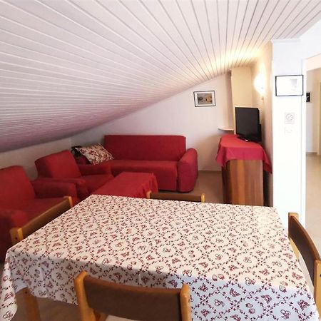 Apartments Mate - Free Parking パグ エクステリア 写真