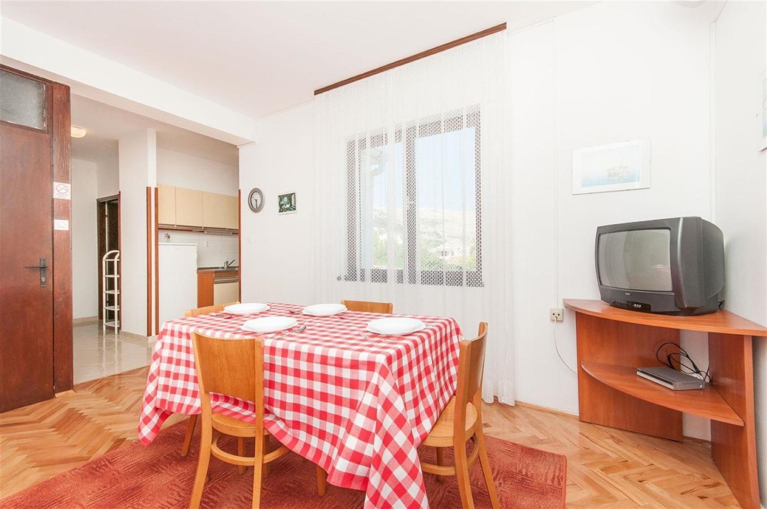 Apartments Mate - Free Parking パグ エクステリア 写真